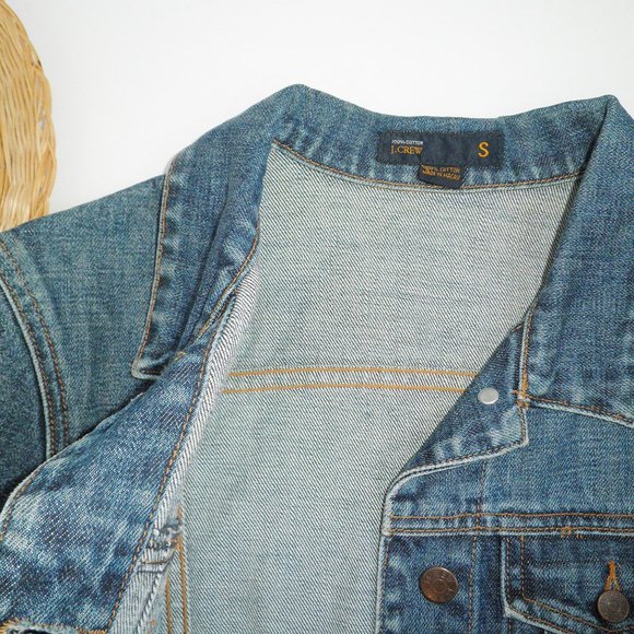 J Crew Classic Preppy Medium Wash Denim Jacket SMALL S - Picture 4 of 5